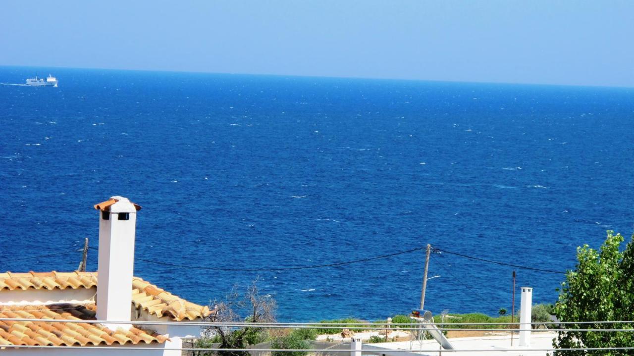 Sunrise Pearl In Attika Riviera Apt And Parking Rafina  Exterior photo
