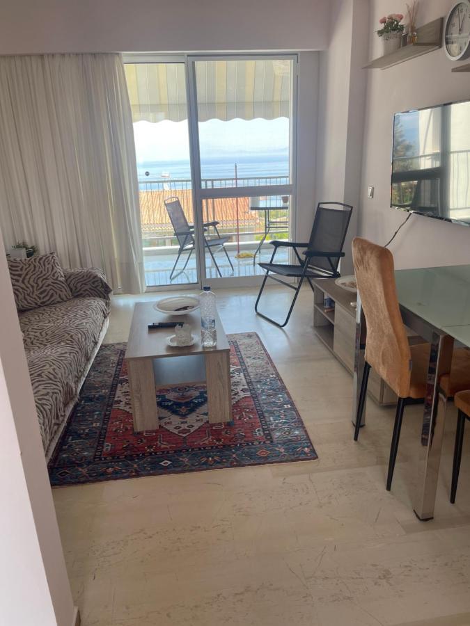 Sunrise Pearl In Attika Riviera Apt And Parking Rafina  Exterior photo