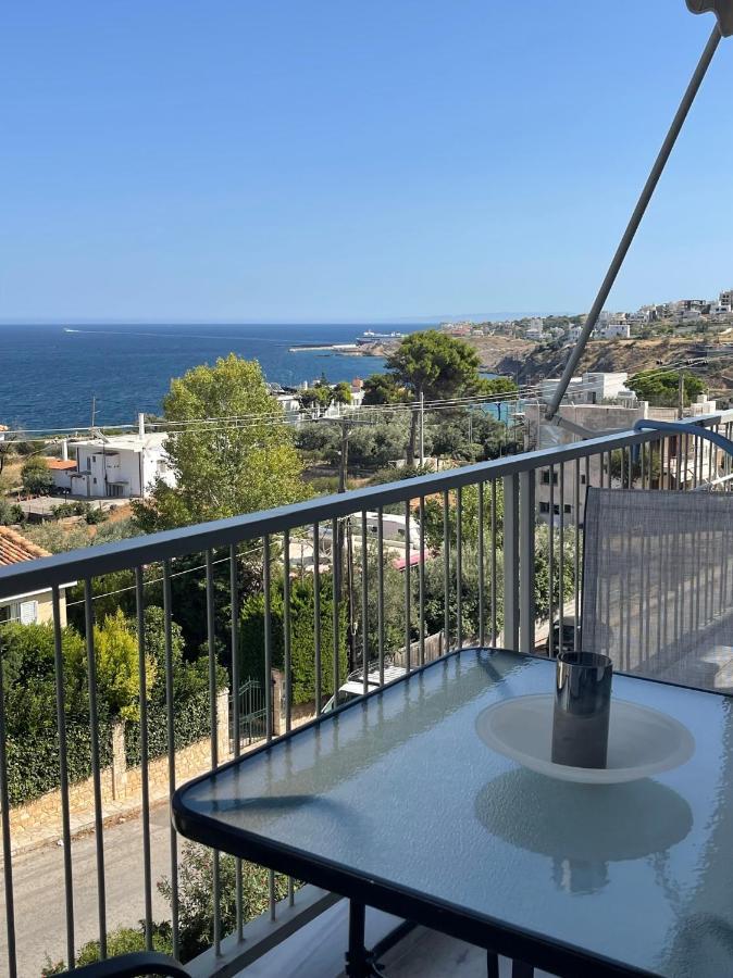 Sunrise Pearl In Attika Riviera Apt And Parking Rafina  Exterior photo